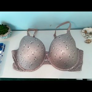 Victoria’s Secret bra